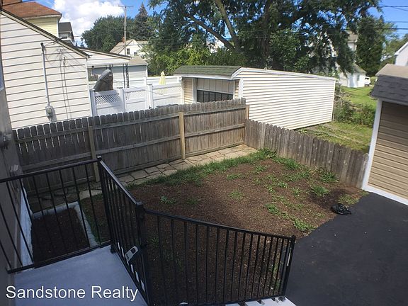 4th image of 4609 Pearse Ave