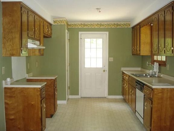 2nd image of 674 Beth Dr