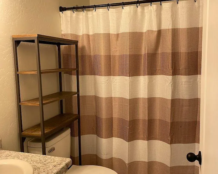 2nd Bathroom