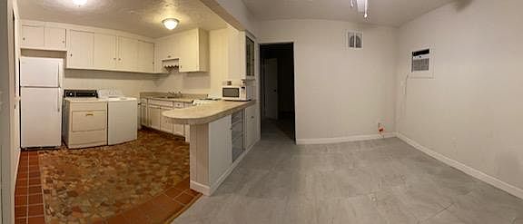 3rd image of 1260 NE 115th St #5