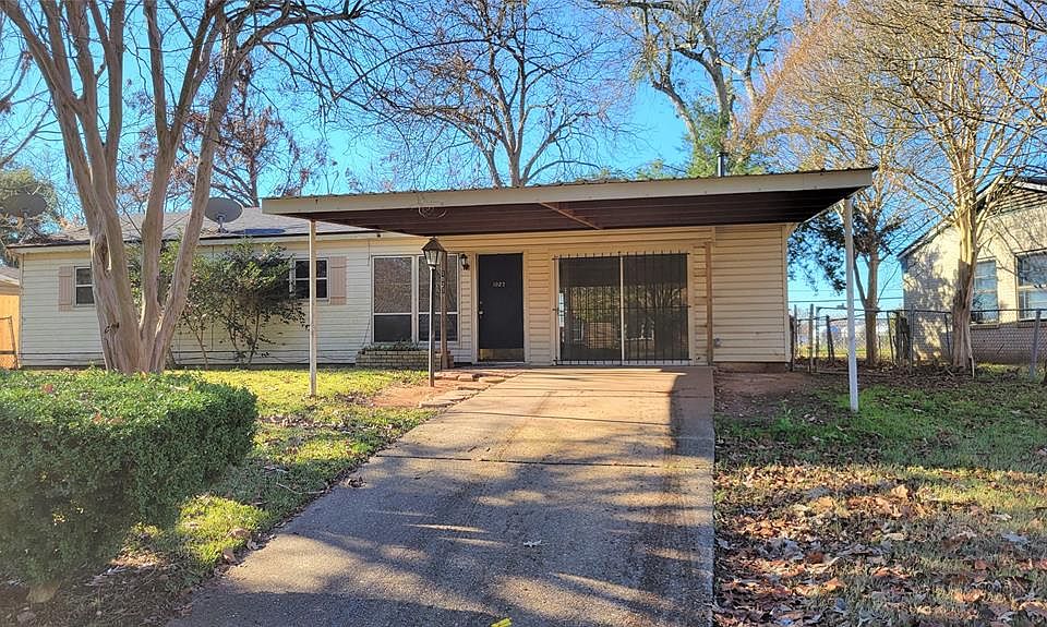 1st image of 1027 Norris Dr