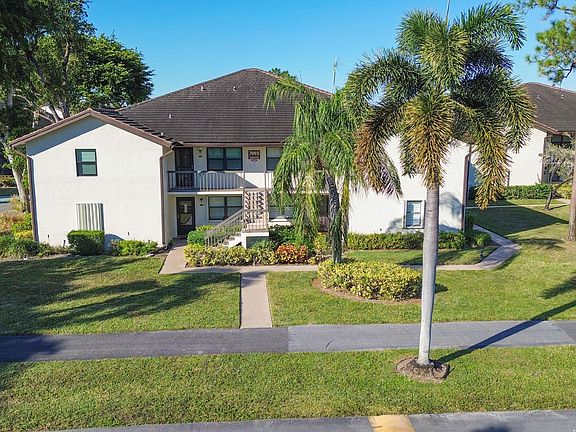3rd image of 7665 Tahiti Lane #102
