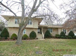 10209 Melanie Dr SE, Huntsville, AL 35803
