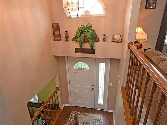 3rd image of 178 Meadow Creek Dr