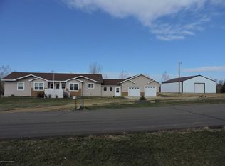 3461 114w Ave SW, Dickinson, ND 58601