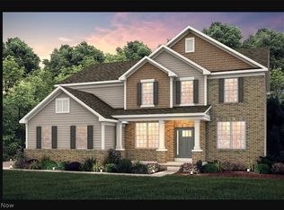 612 E Pioneer Trl, Aurora, OH 44202