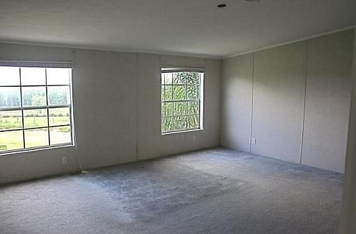 3rd image of 11646 Eastridge Ln