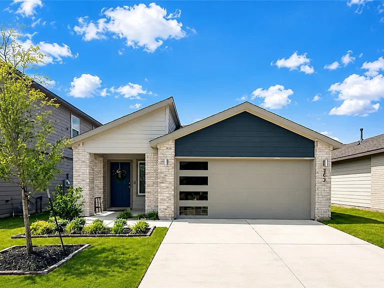 963 Lady Bird Ln — Photo 1