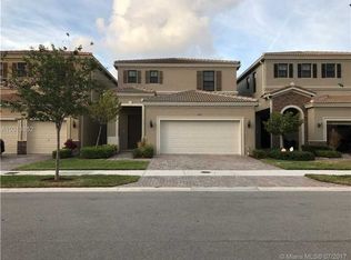647 NE 191st Ter, Miami, FL 33179