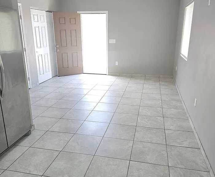 1013 E 36th St #2 — Photo 8