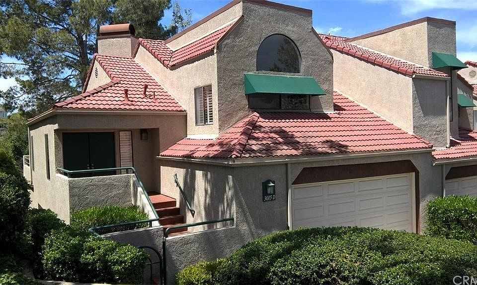 1st image of 3015 La Paz Ln Unit D