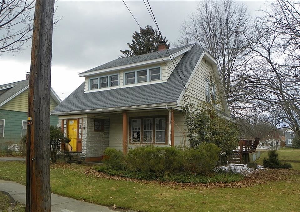 2nd image of 353 Hallock St