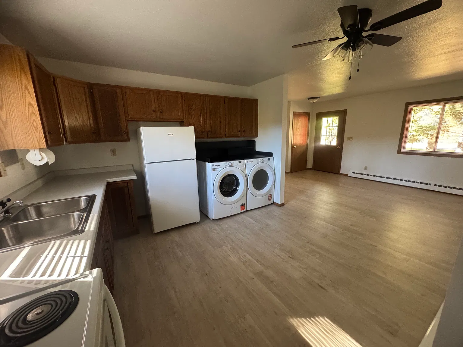 2 bed, $1,000 — Photo 4