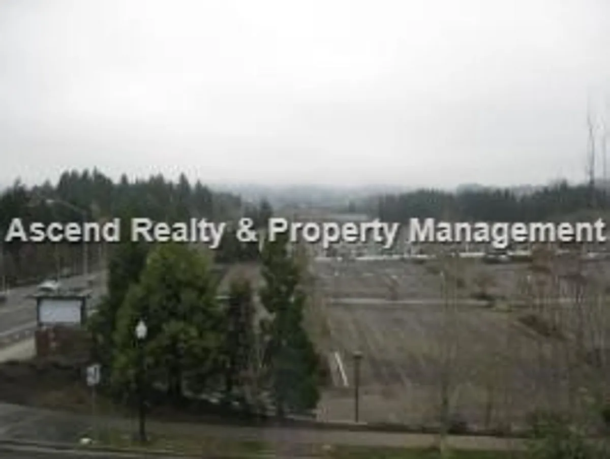 Building Photo - 8760 SW 147th Ter #102
