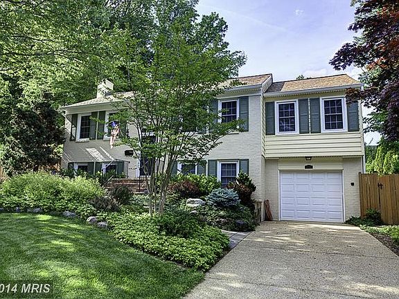 2nd image of 8706 Queen Elizabeth Blvd
