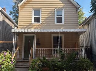 89 Shaw St, Hamilton, ON L8L3P4