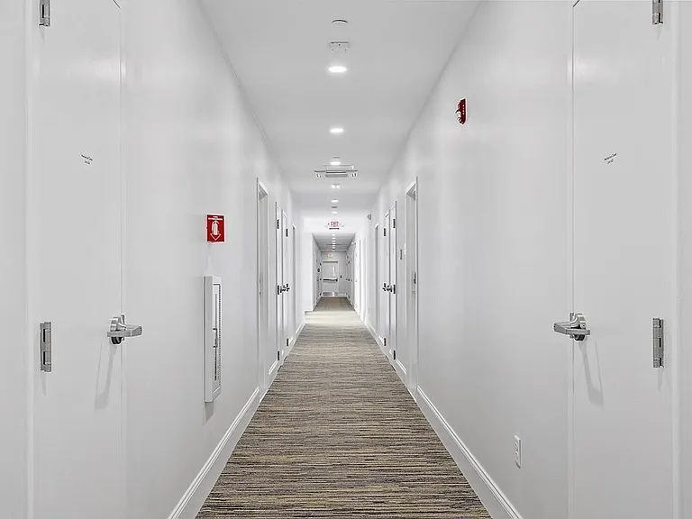 205 Maverick St #201 — Photo 27