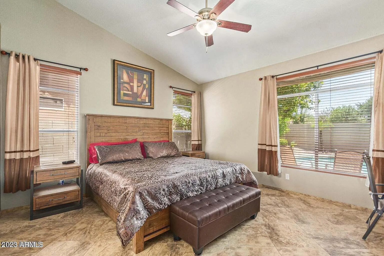 3 bed, 2.0 bath, 1664 sqft, $3,100 — Photo 3