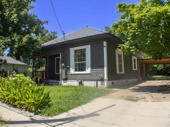 1106 6th St SE, Paris, TX 75460