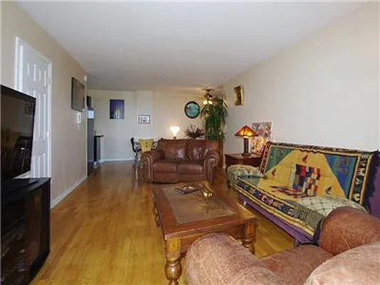 Sold by Exclusive Properties Sotheby's International Realty | media 7