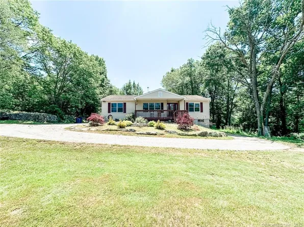 45 Old Breakneck Hill Road, Killingly, CT 06241
