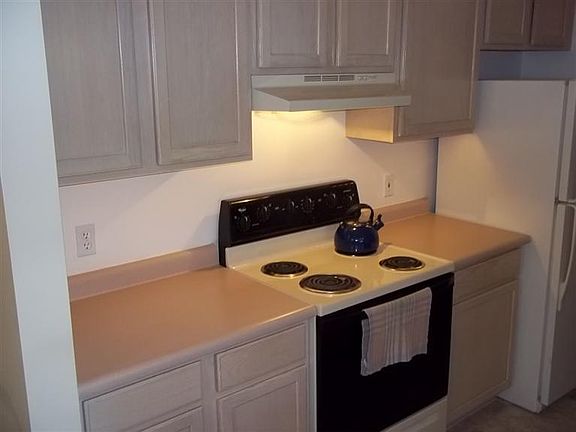4th image of 8390 Spring Valley Ct #8309-206
