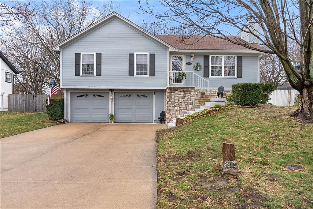 1440 SW Mission Rd, Lees Summit, MO 64081 | Zillow
