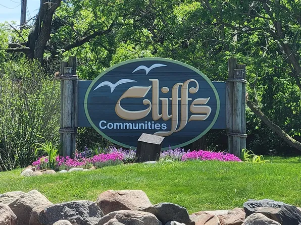 804 Cliffs Dr APT 205-F, Ypsilanti, MI 48198