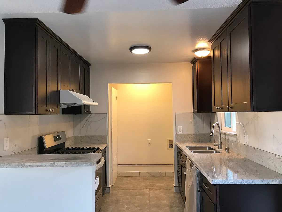 Building Photo - 203 Mooney Dr #D