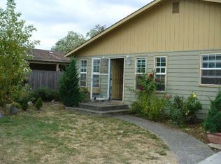 24525 15th Ave S, Des Moines, WA 98198