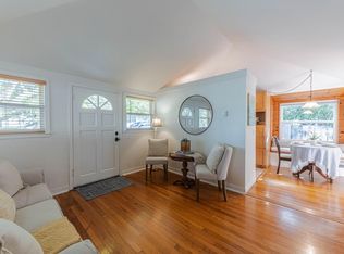 516 8th St, Pacific Grove, CA 93950