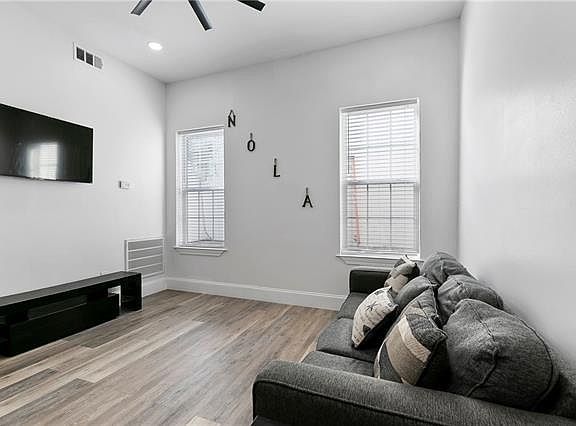 4th image of 632 Mandeville St #2A