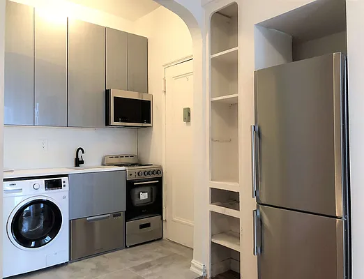 Rented by Bold New York | media 27