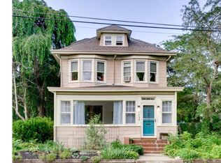 1732 Riverside Dr, Trenton, NJ 08618