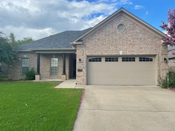 23 Oak Tree Cir, Conway, AR 72032