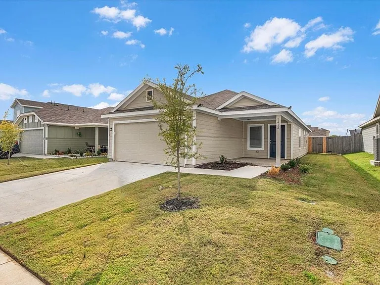 1412 Silver Oak Ln — Photo 27