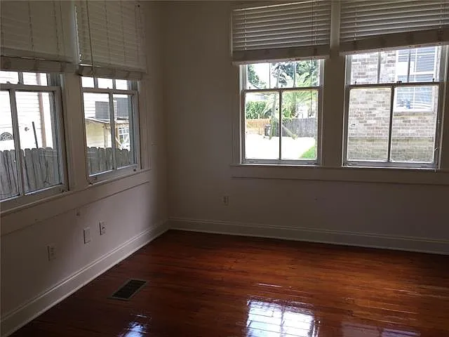 4409 Fontainebleau Dr — Photo 9