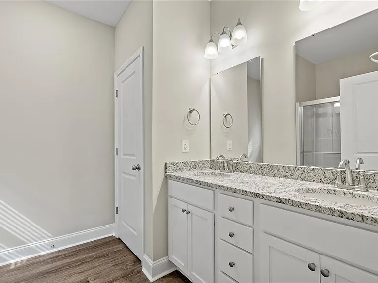 1466 Summergate Dr — Photo 27