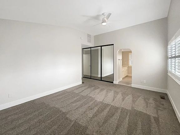 5th image of 6305 Queen Ct #4