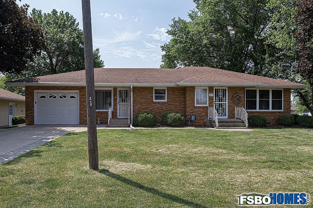 211 W Patey St, Annawan, IL 61234 Zillow