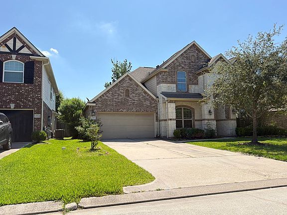 3rd image of 25310 Evergreen Bend Dr