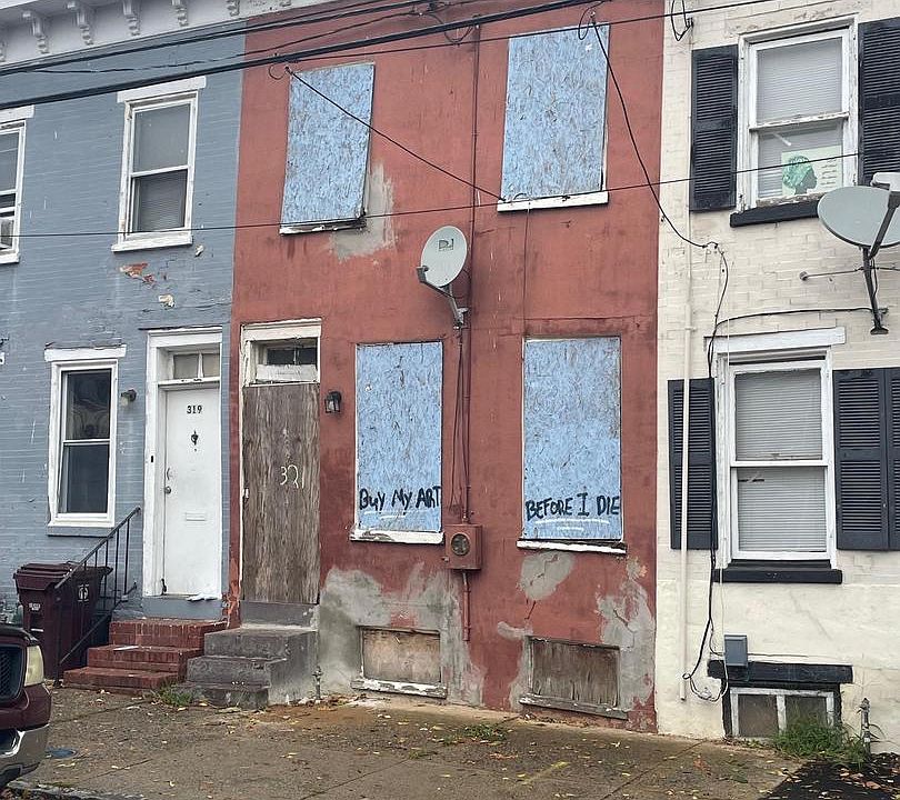 1st image of 321 E 9th St