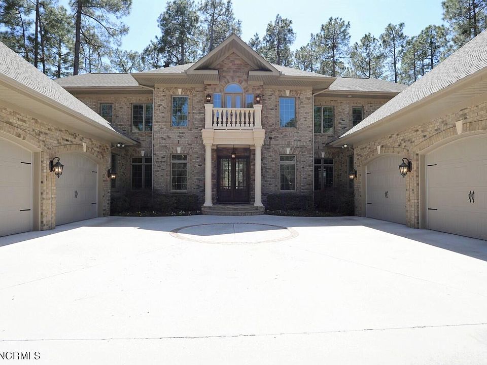 19 Pinewild Drive, Pinehurst, NC 28374 Zillow