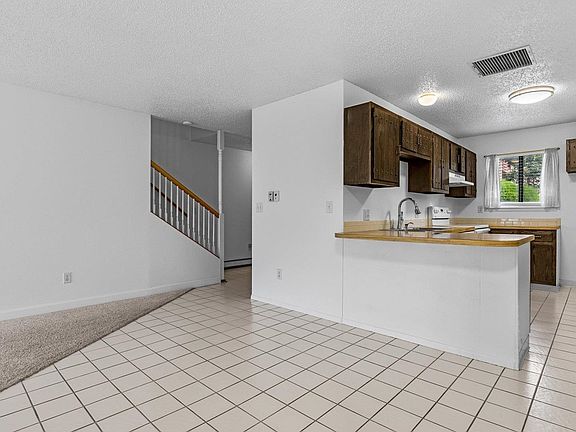 5th image of 125 Franklin Ave APT 504