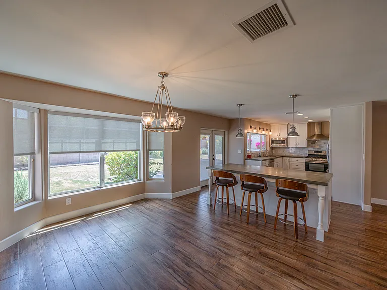 9059 N Arroya Vista Dr — Photo 6