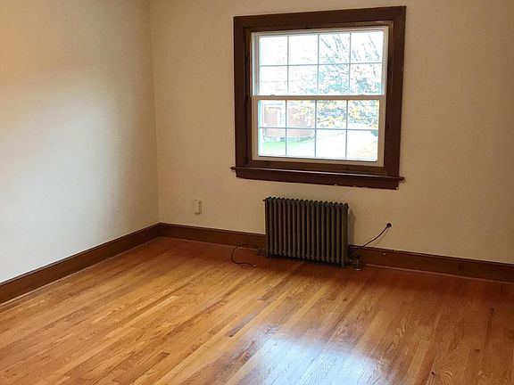 4th image of 2722 Cedarhurst Ave NW #1-4