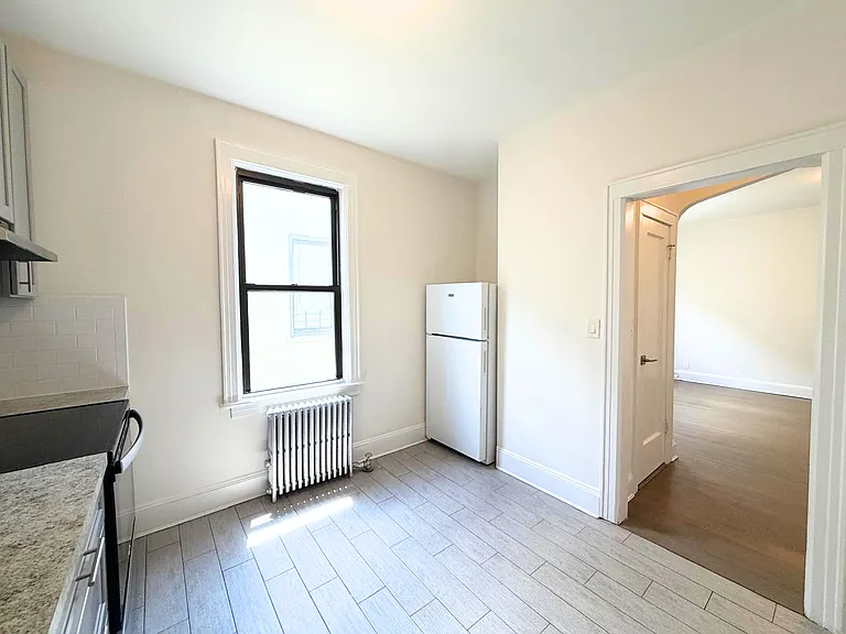 62-55 Forest Ave #1C — Photo 15