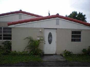 1st image of 1466 NE 181st St