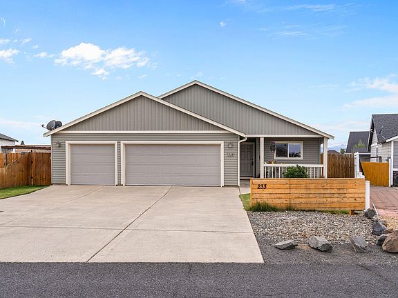 2nd image of 233 Center Ridge Dr