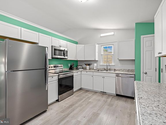 4th image of 5403 Veld Ct